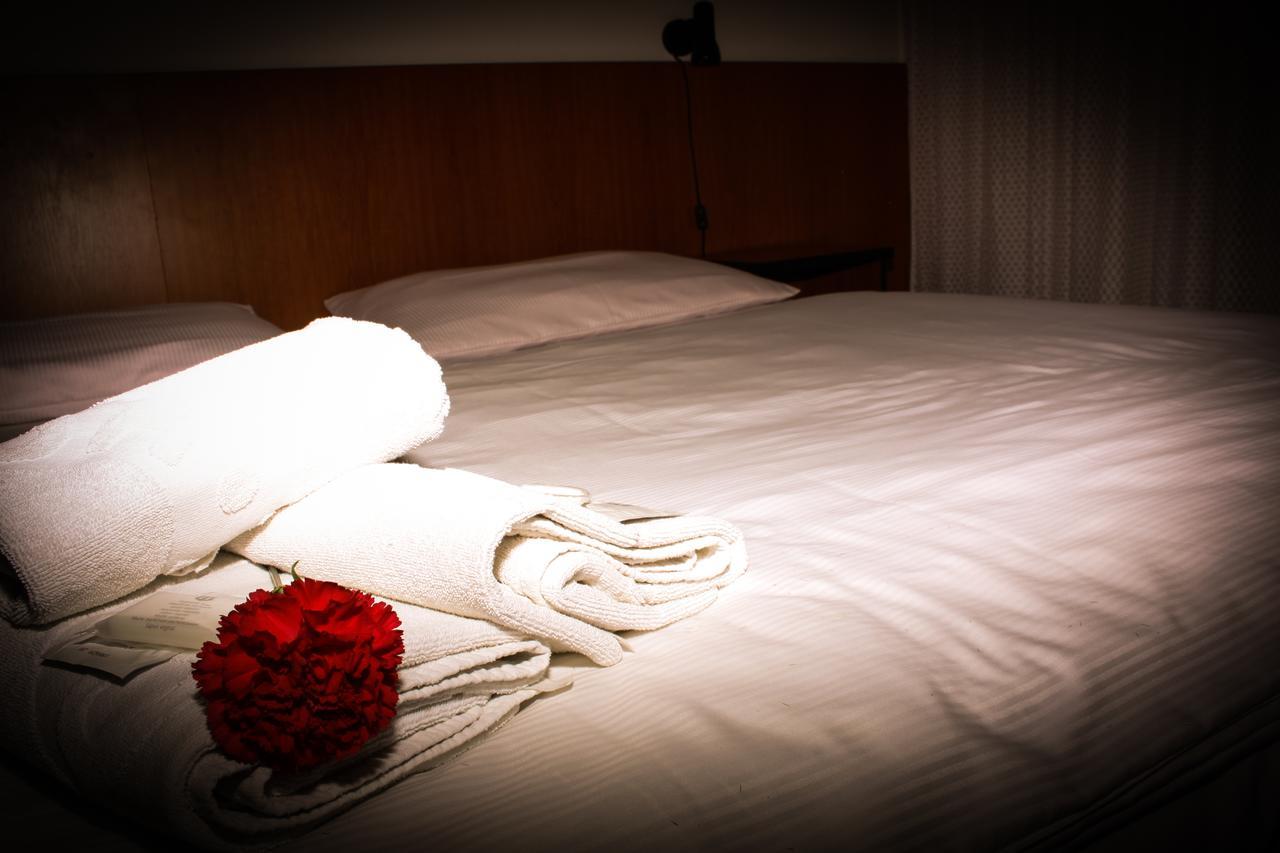 Hotel Morava Uherske Hradiste Ngoại thất bức ảnh